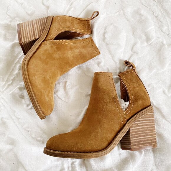 Steve Madden Sharini Chestnut Suede Leather Ankle Booties New - Picture 3 of 8